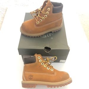 Timberland boots Wheat colored.